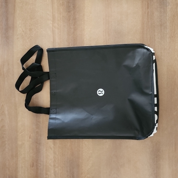 lululemon athletica Handbags - Lululemon Limited Edition Reusable Large Tote Carryall Bag